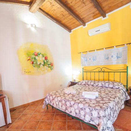 Vila Sa Tanchitta Ula Tirso Exteriér fotografie