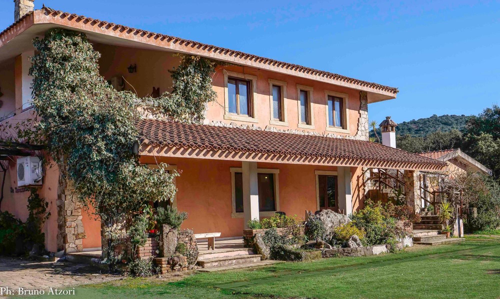 Vila Sa Tanchitta Ula Tirso Exteriér fotografie