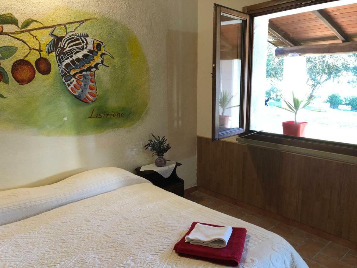 Vila Sa Tanchitta Ula Tirso Exteriér fotografie